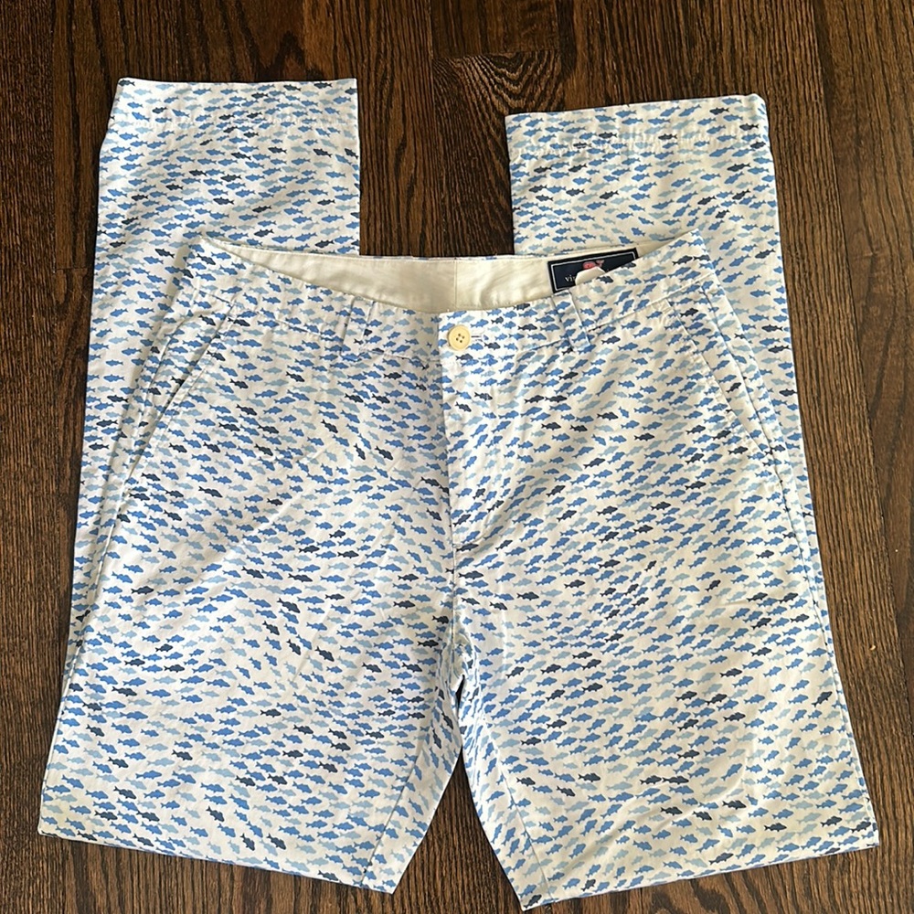 Vineyard Vines fish-design pants; Size W32/L32